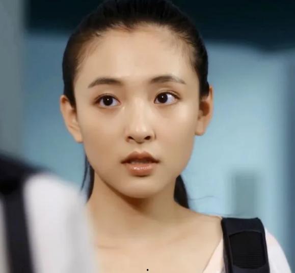 娱乐圈吃瓜夫妻是谁啊百度云,揭秘百度云独家放送的明星夫妻瓜料